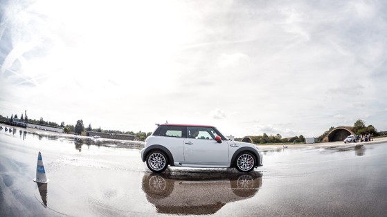 MINI Driving Experience.